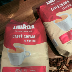 Кава Lavazza Caffe Crema Gustoso Original Torino, Italia